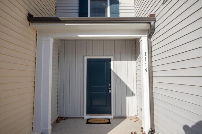 Building Photo - 1119 Badlands St