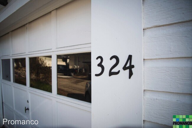 Building Photo - 2 br, 1 bath House - 324 High School Lane
