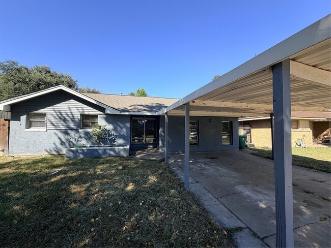 Building Photo - 8306 Minnesota St