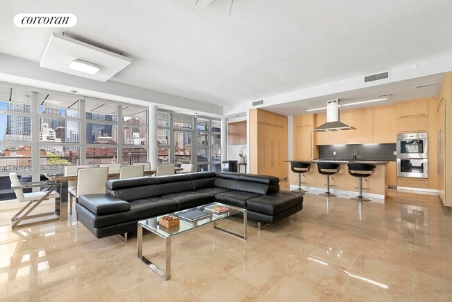 Building Photo - 500 W 53rd St