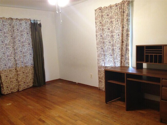 Foto del edificio - 318 Edgewood Dr