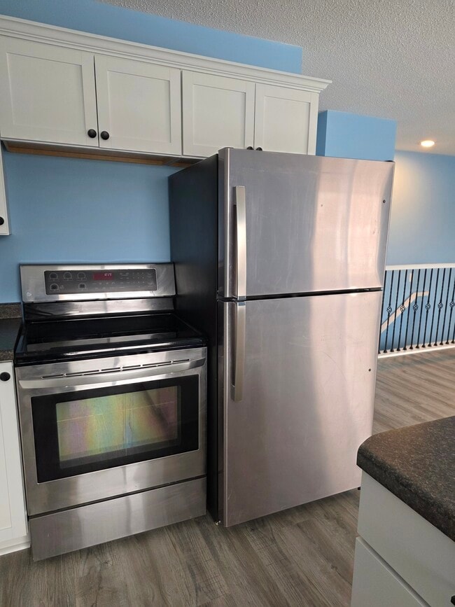 Building Photo - 5335 6th St NE