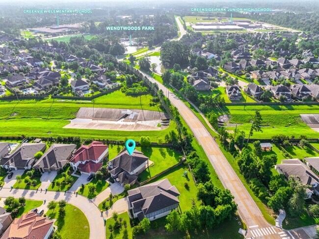 Foto del edificio - 6 Winter Thicket Pl