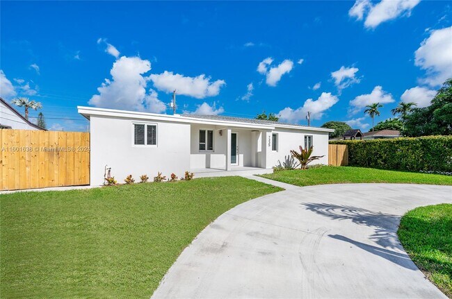 Foto del edificio - 7335 SW 32nd St