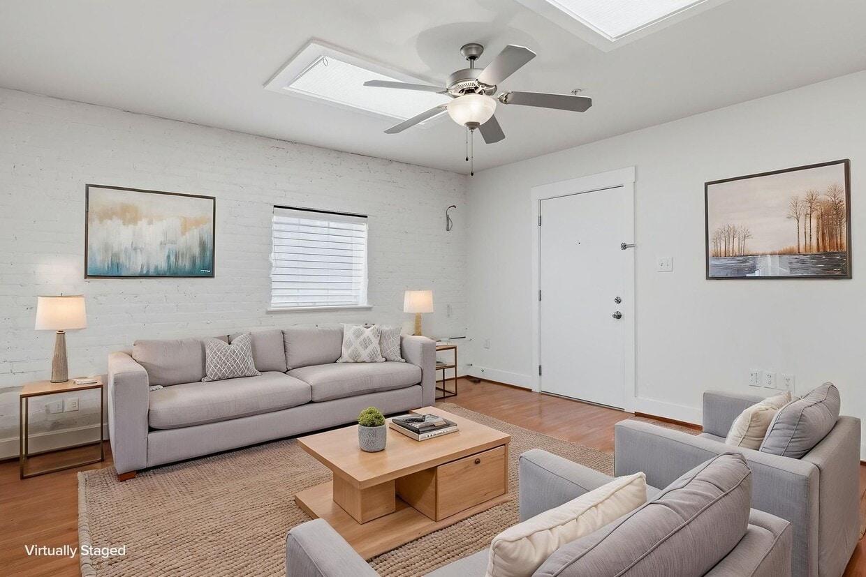 Cool 1 bedroom condo in the heart of the Fan District - Cool 1 bedroom condo in the heart of the Fan District