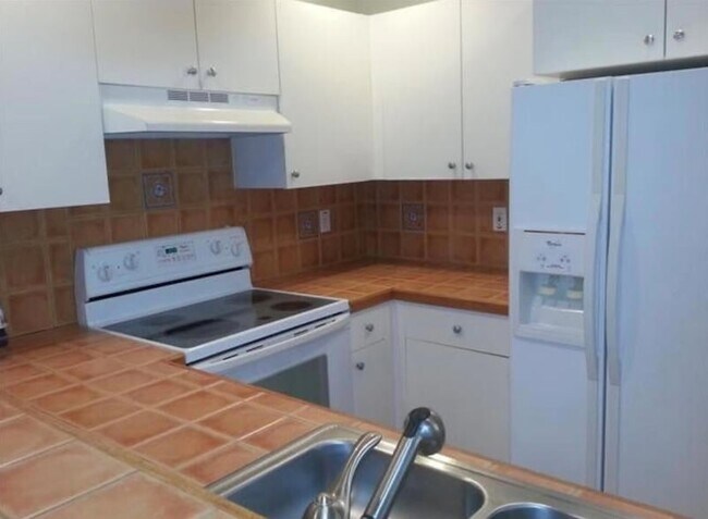 Foto del edificio - 5267 Pine Meadows Rd