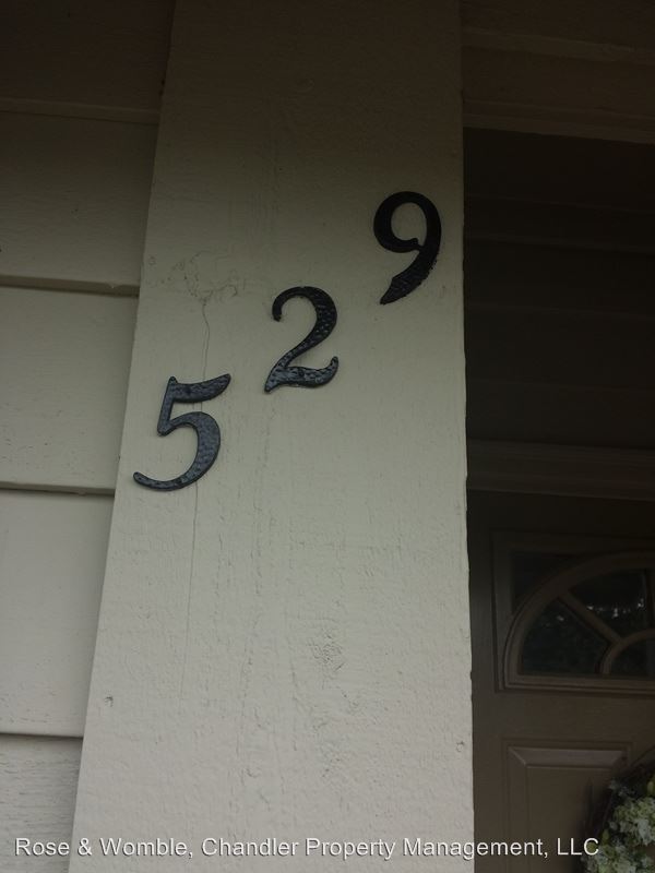 Foto del edificio - 2 br, 1 bath House - 529 E. Lake Circle