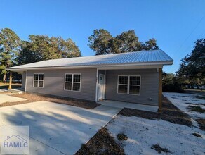 Building Photo - 277 Myrtle Ave