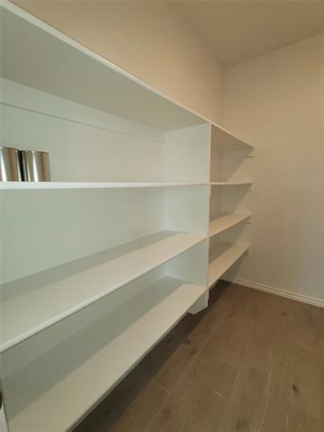 Foto del edificio - 932 Ravenwood Ln