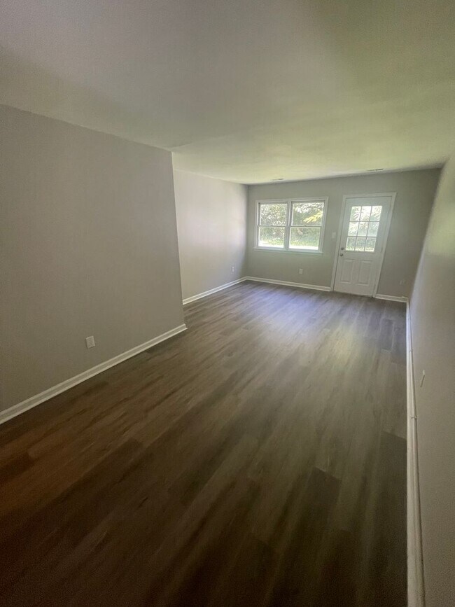 Foto del edificio - 7530 Backcorner Dr