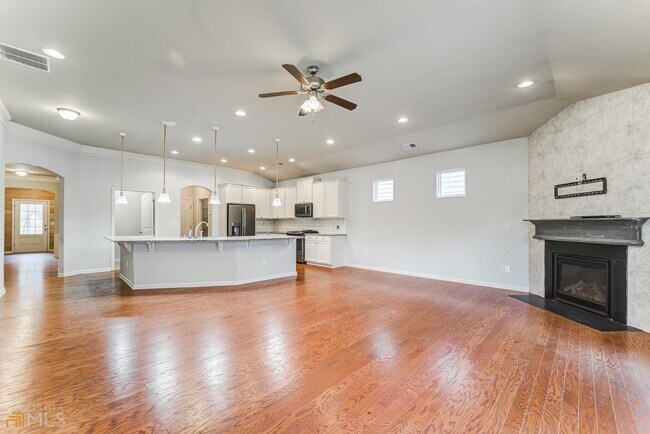 Building Photo - 141 Stone Manor Ct