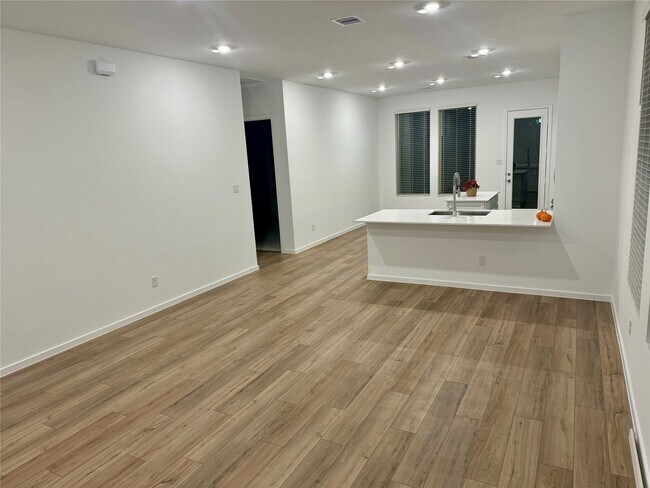 Foto del edificio - 8282 Boundary Waters Dr