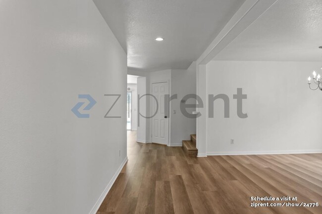 Foto del edificio - 11015 Evergreen Loop