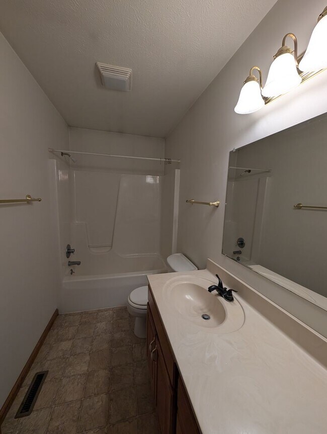 Foto del edificio - 63660 Hidden Ridge Ct