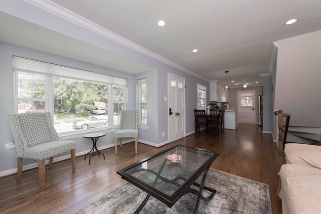 Building Photo - 4002 Spruell Dr