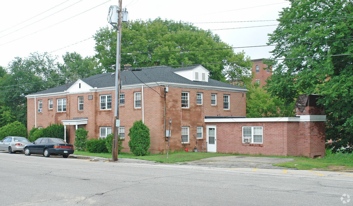 Building Photo - 46 Main St