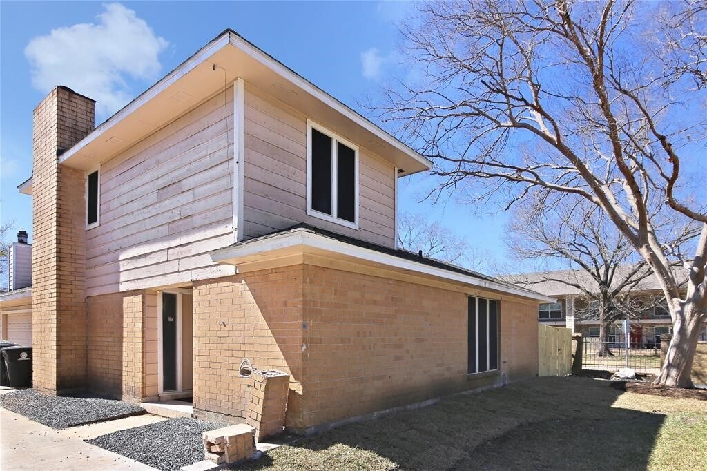 Foto del edificio - 10839 Sugar Hill Dr