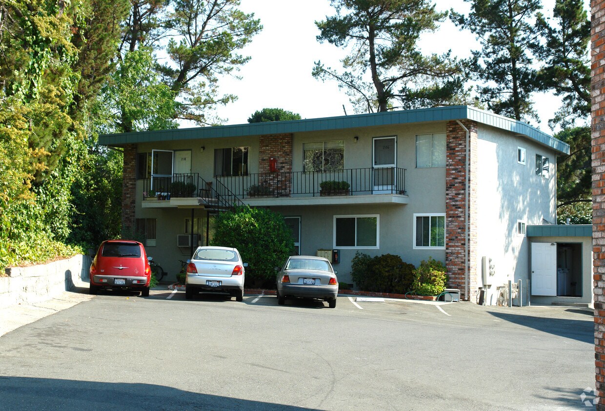 Primary Photo - Villa Panorama