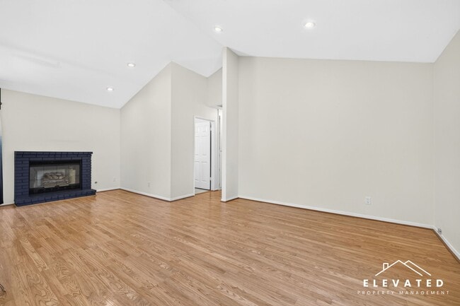Building Photo - 938 Wood Sorrel Dr