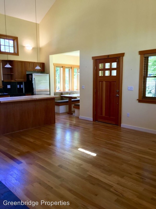 Foto del edificio - 3 br, 2 bath House - 7055 SE Clinton St.