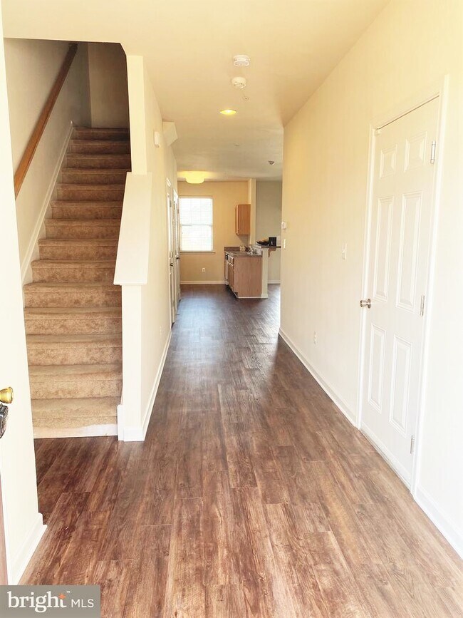 Foto del edificio - 234 Garrison Way