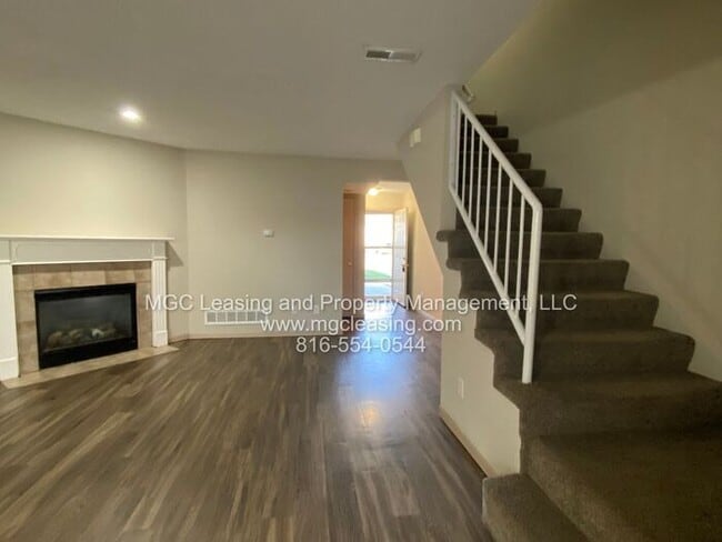 Foto del edificio - South Garden Townhomes