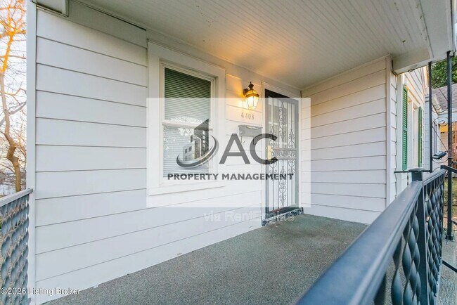 Building Photo - 4405 S 2nd St