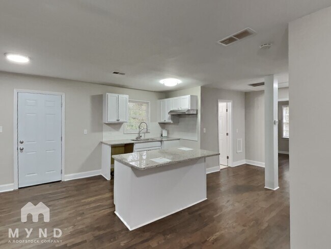 Foto del edificio - 3563 Bolfair Dr NW