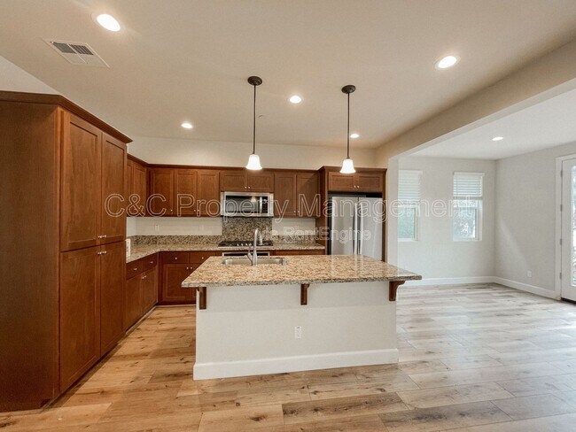 Building Photo - 581 Rosa Monte Wy