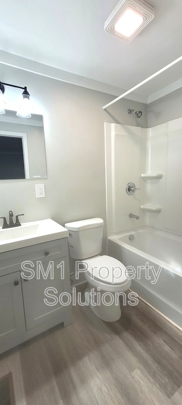 Foto del edificio - 4304 Hilltop Rd