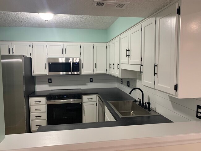 Foto del edificio - 7150 Winery Ln