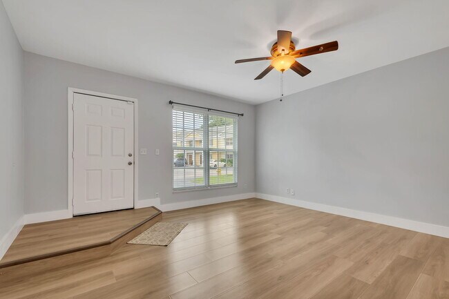 Foto del edificio - 2856 Belmont Ln