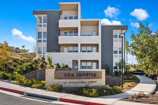 Building Photo - 2400 Wildflower Station Pl