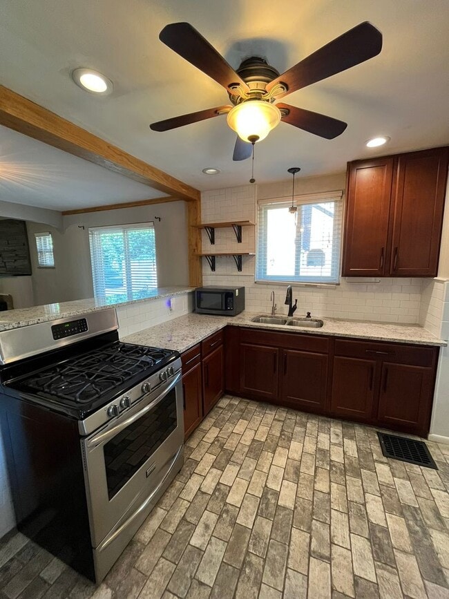 Building Photo - Merion Village Single-Family Home with Flexible Living Areas and Outdoor Space