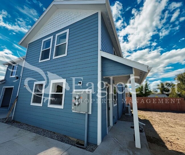 Building Photo - 420ANKENY