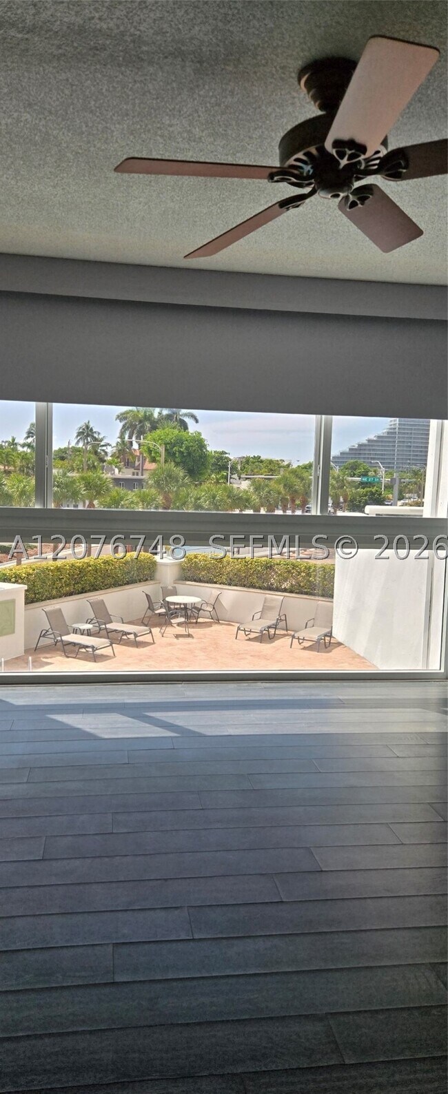 Foto del edificio - 2715 N Ocean Blvd