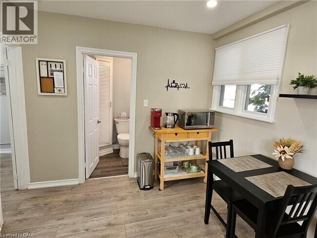 Building Photo - 40 Concord Ave