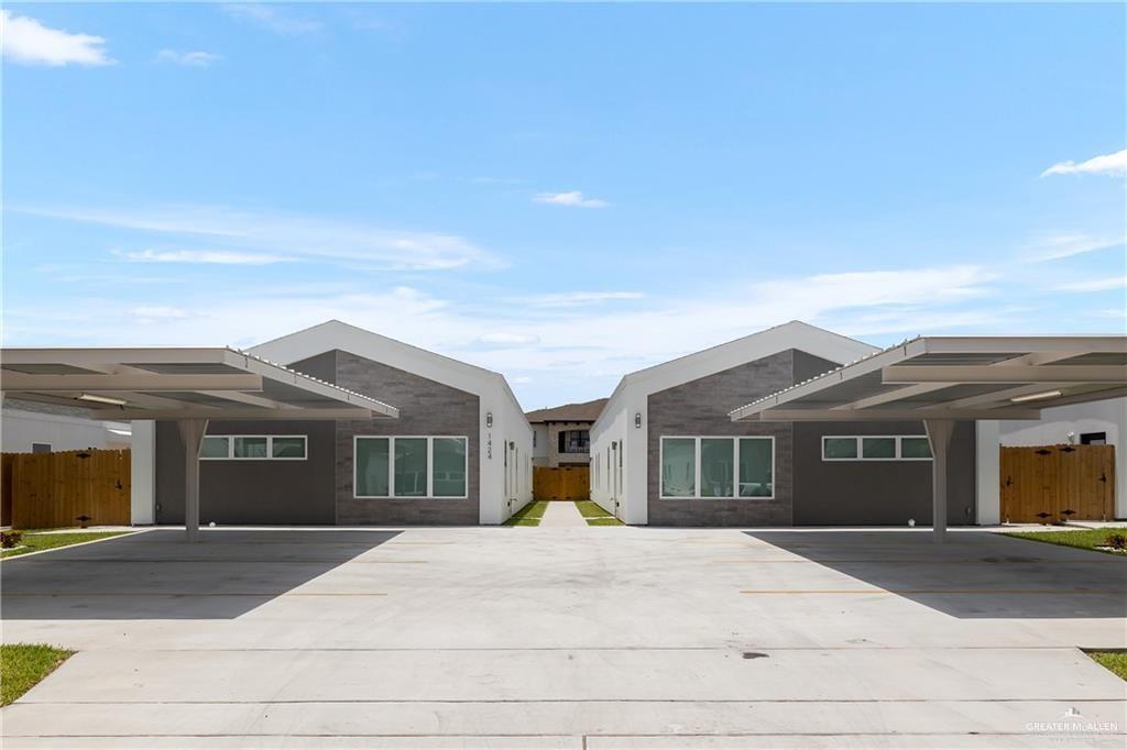Primary Photo - 1424 E Hibiscus Ave
