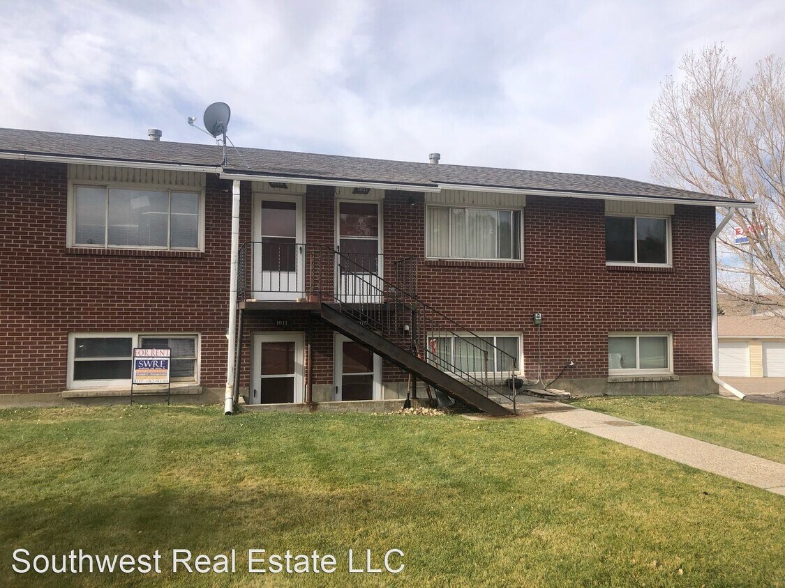 Foto principal - 2 br, 1 bath House - 1011 Trona Dr