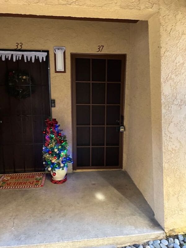 Building Photo - 1000 MacArthuur Blvd