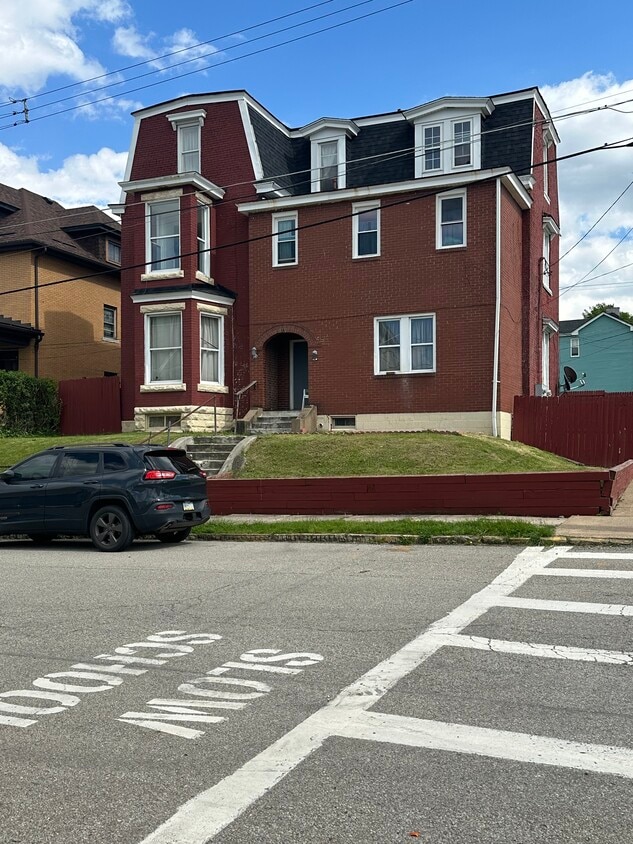 Photo - 300 E 12th Ave (Homestead, PA)