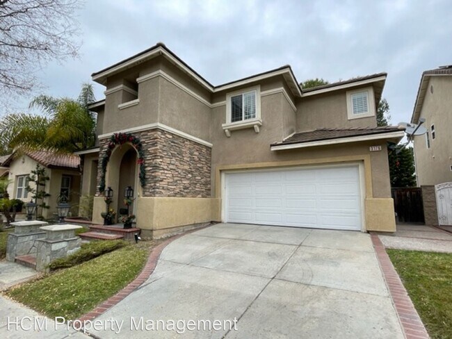 Building Photo - 4 br, 2.5 bath House - 3176 Muir Trail Dr.