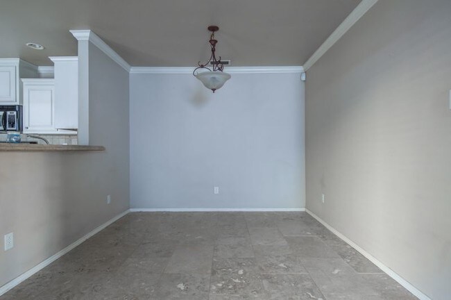 Building Photo - 4407 105th St