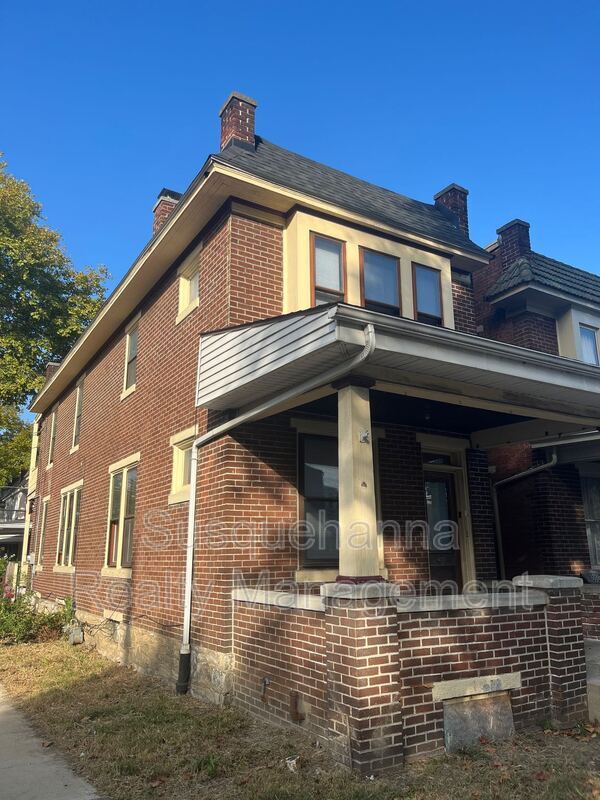 Building Photo - 2600 Lexington St