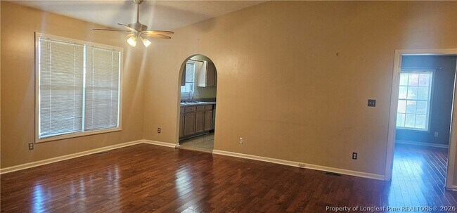 Building Photo - 557 N Parker Church Rd
