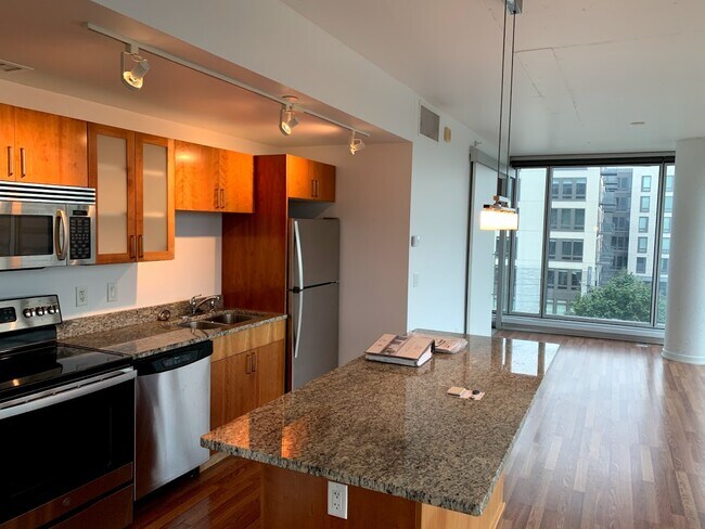 Foto del edificio - 8151 33rd Ave S