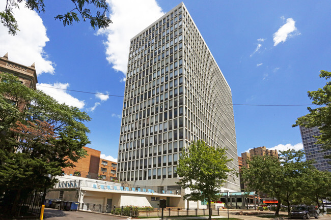 Foto del edificio - Lincoln Park Condos