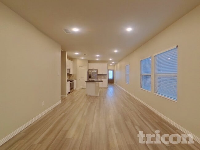 Building Photo - 1805 Ash Oak Ln