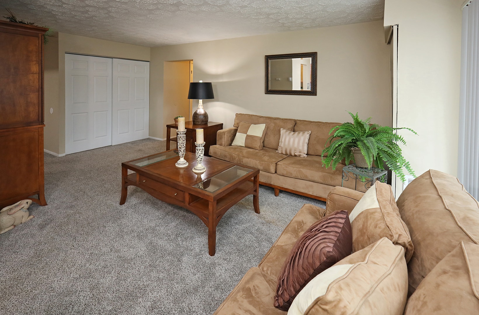 Willoughby Hills Towers – photo 5
