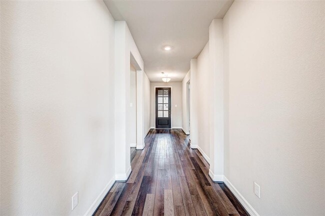 Foto del edificio - 9807 Willow Crown Ln